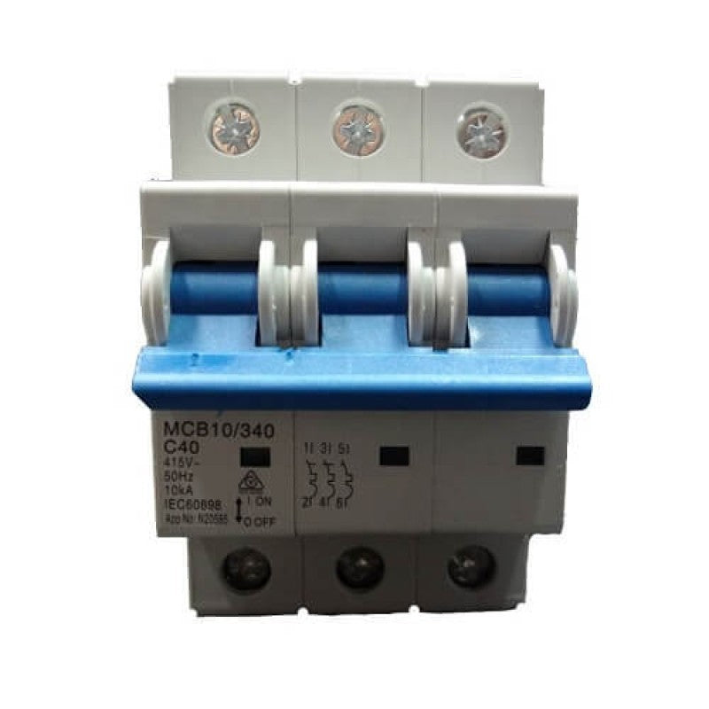 3 POLE CIRCUIT BREAKER 10KA